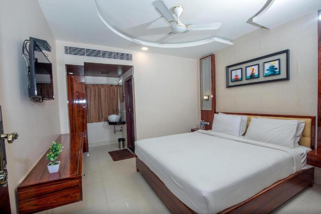 Hotel President Madurai Ngoại thất bức ảnh